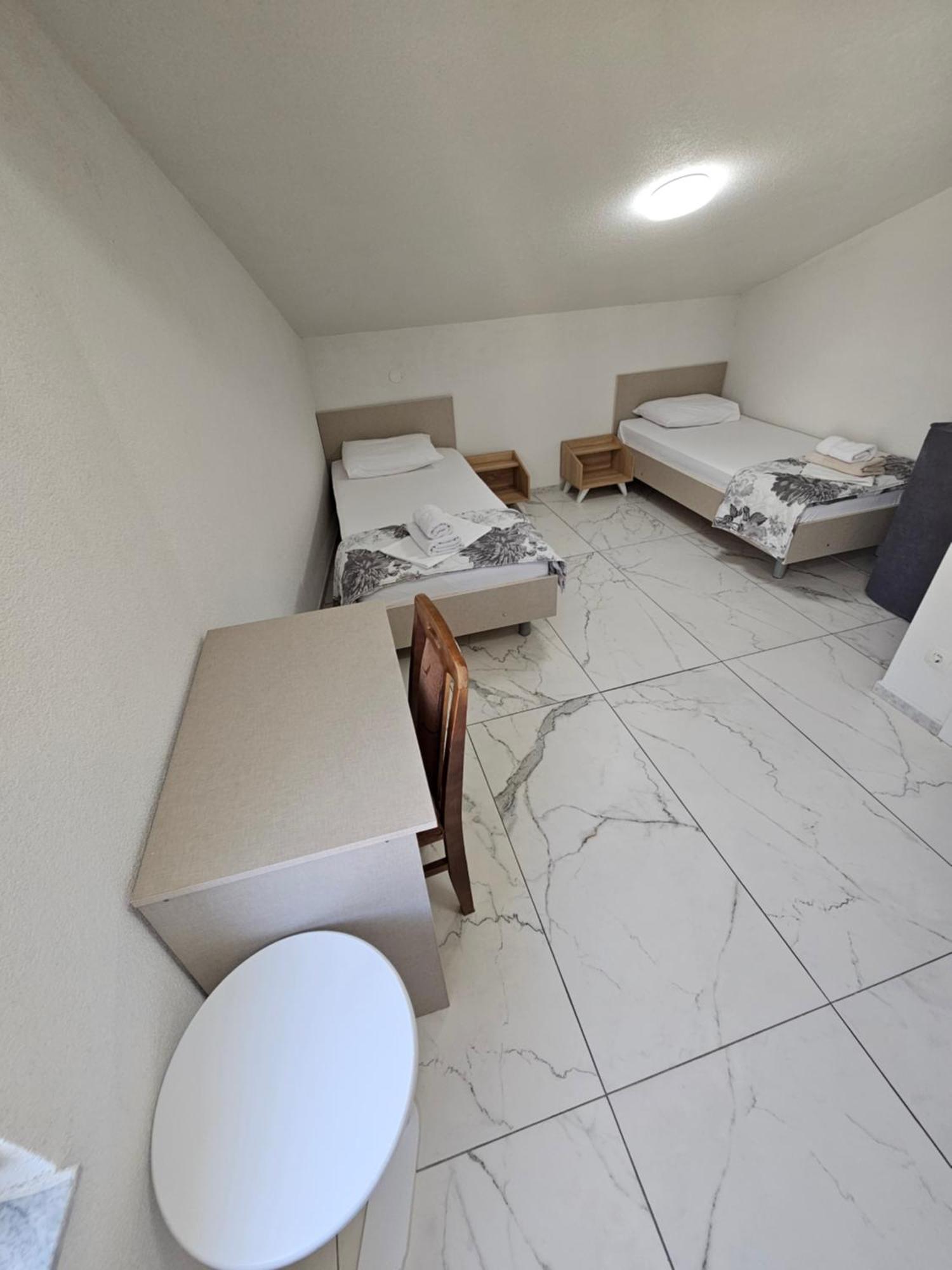 Xxl Apartments City Centar Bitola Luaran gambar